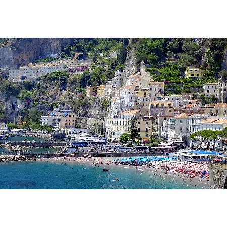 Hotel Lady Laura House