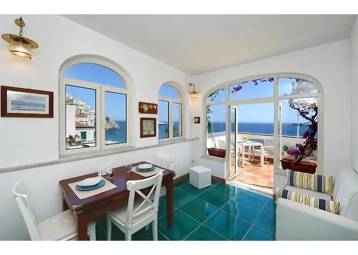 Lady Laura House Otel